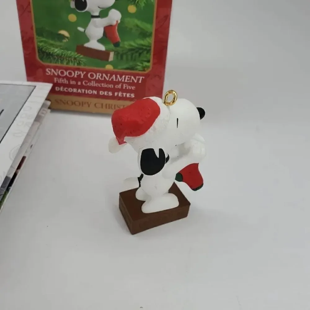 Vintage peanuts Snoopy Hallmark Keepsake OrnamentSnoopy Christmas Peanuts NIB